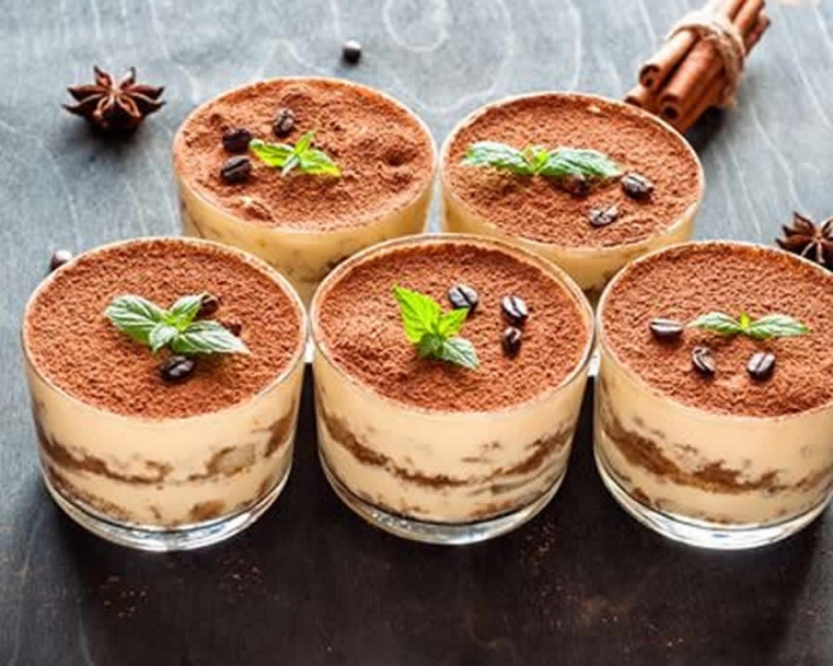 Média réf. 330 (1/1): Tiramisu spéculoos sur biscuit chocolat